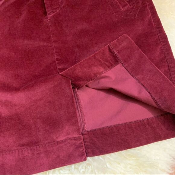 American Eagle maroon velvet chino style skirt - Picture 6 of 8